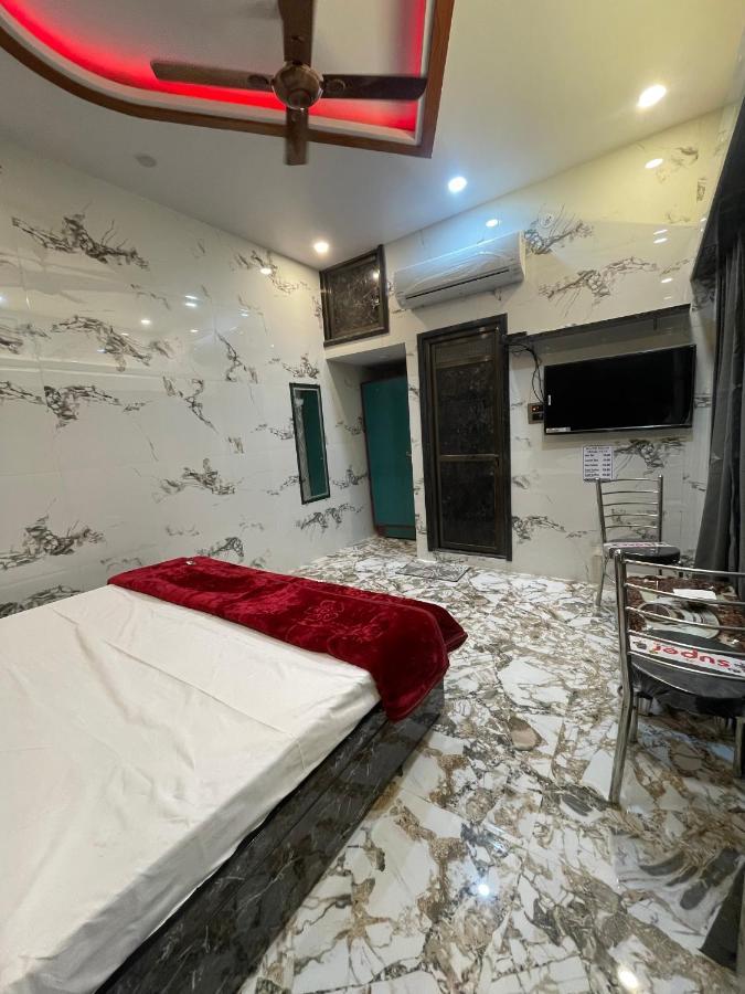 Kashi Dham Home Stay バラナシ エクステリア 写真